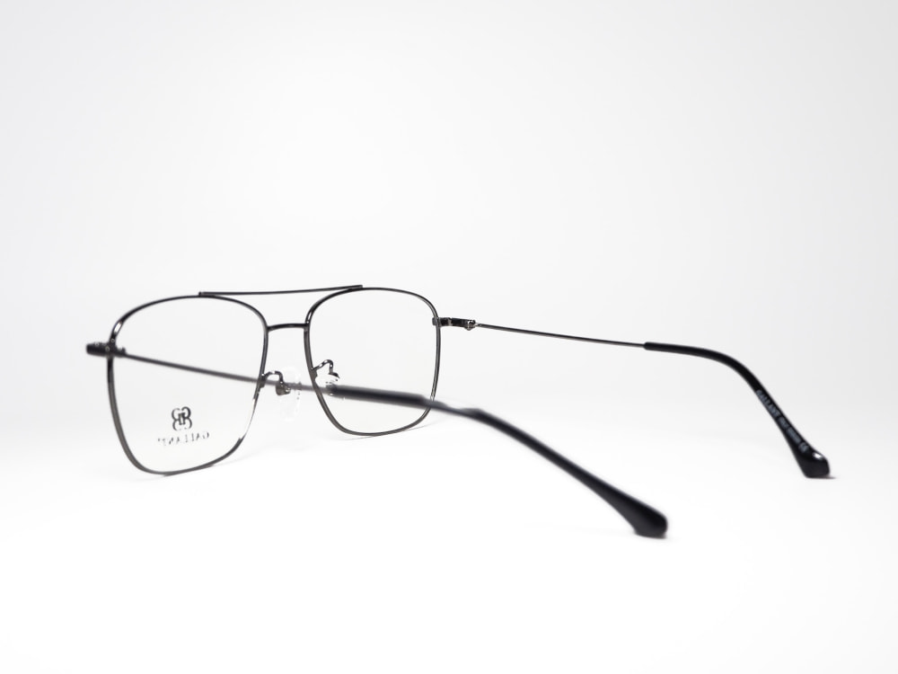 GALLANT AVIATOR 27 GALLANT AVIATOR 27